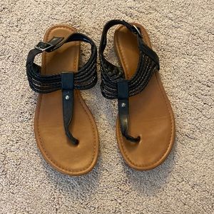 American Eagle Sandals